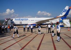 Sunexpress Gazipaa da lk Yolcularn Karlayacak 